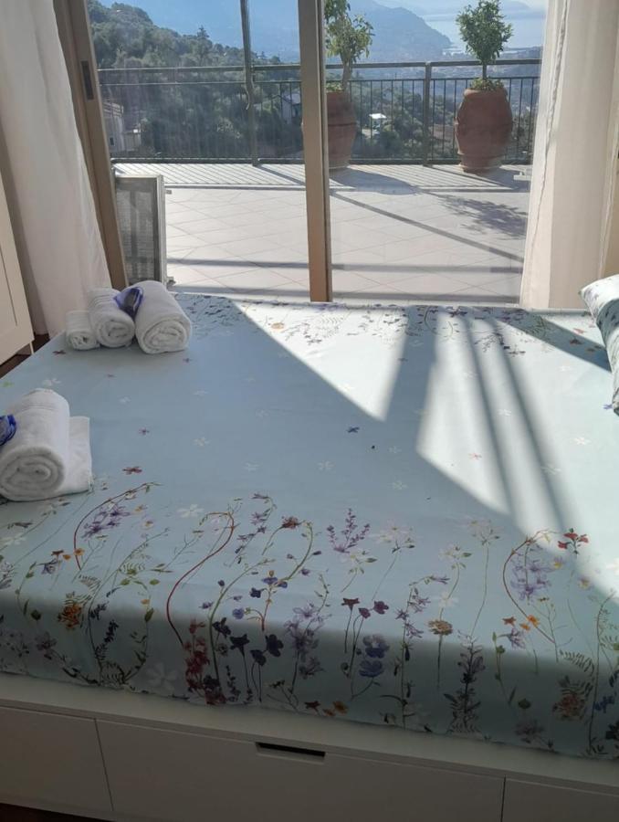 شقة La Terrazza Sul Golfo راباللو المظهر الخارجي الصورة